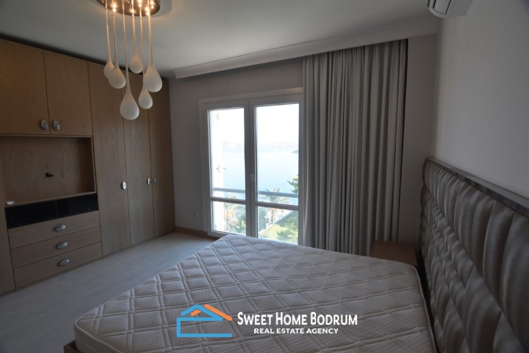 Yalıkavak'ta Deniz Manzaralı 4+1 Senelik Kiralık Villa