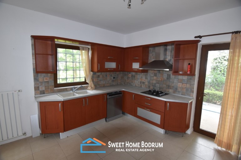 Bodrum Yalıkavak'ta satılık 5+2 lüks tripleks