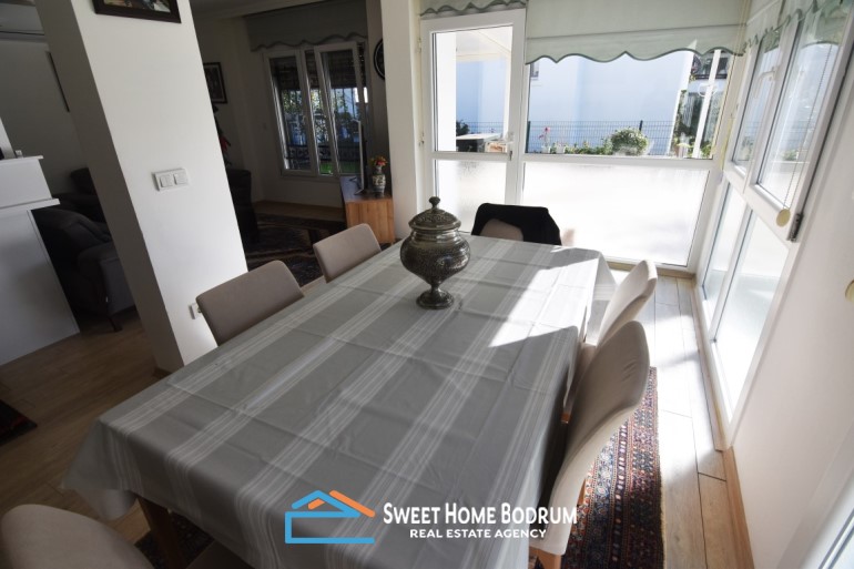 BODRUM YALIKAVAK'TA DENİZE YÜRÜME MESAFESİNDE 3+1 VİLLA