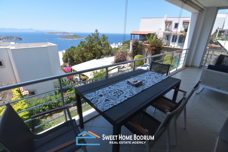 Bodrum, Yalıkavak 2 APARTMENTS TOGETHER for sale with sea view