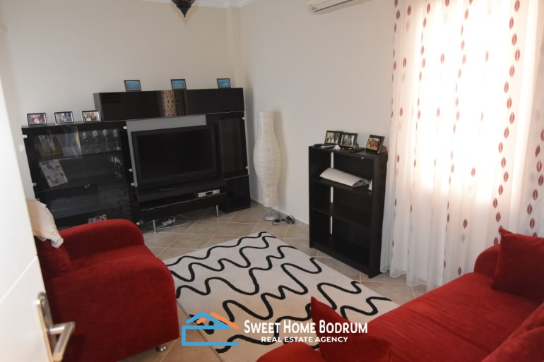 PANORAMİK DENİZ MANZARALI, ÖZEL HAVUZLU SATILIK 4+1 VİLLA