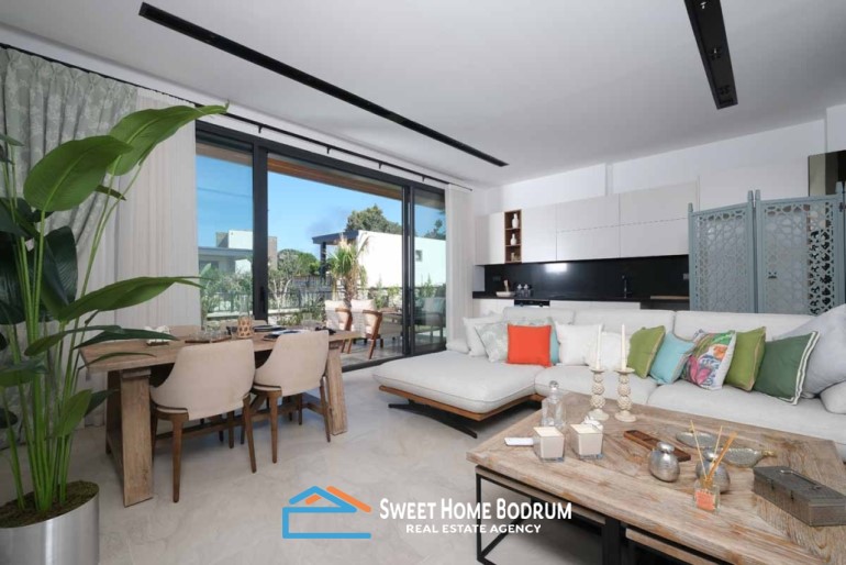 Bodrum Kadıkalesi'nde Denize Yakın Site İçinde Satılık Tek Katlı Villalar
