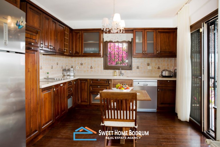 Bodrum Yalıkavak'ta 5 Odalı Özel Havuzlu Yazlık Kiralık Villa