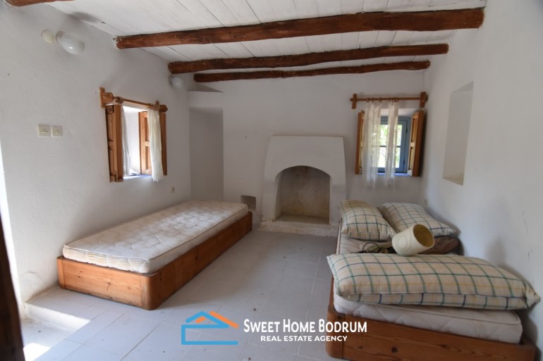 bodrum mumcular satılık köy evi