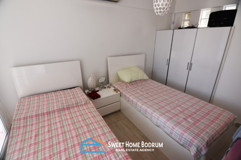 Gündoğan'da Güvenlikli Site İçinde Deniz Manzaralı Dubleks Villa 
