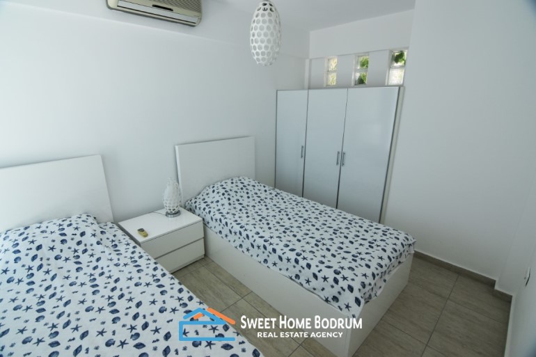 Gündoğan'da Güvenlikli Site İçinde Deniz Manzaralı Dubleks Villa 