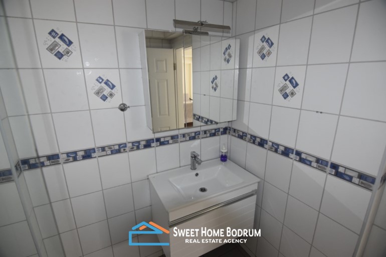Yalıkavak'ta satılık 4+2 tripleks villa