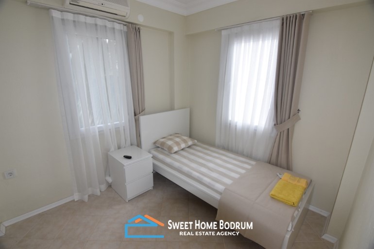 Yalıkavak'ta satılık 4+2 tripleks villa