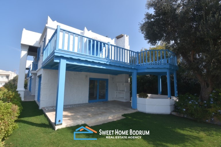 Bodrum, Yalıkavak satılık lüks villa, deniz manzaralı denize yakın