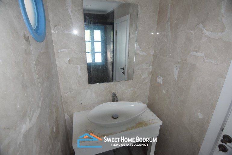 Bodrum, Yalıkavak satılık lüks villa, deniz manzaralı denize yakın