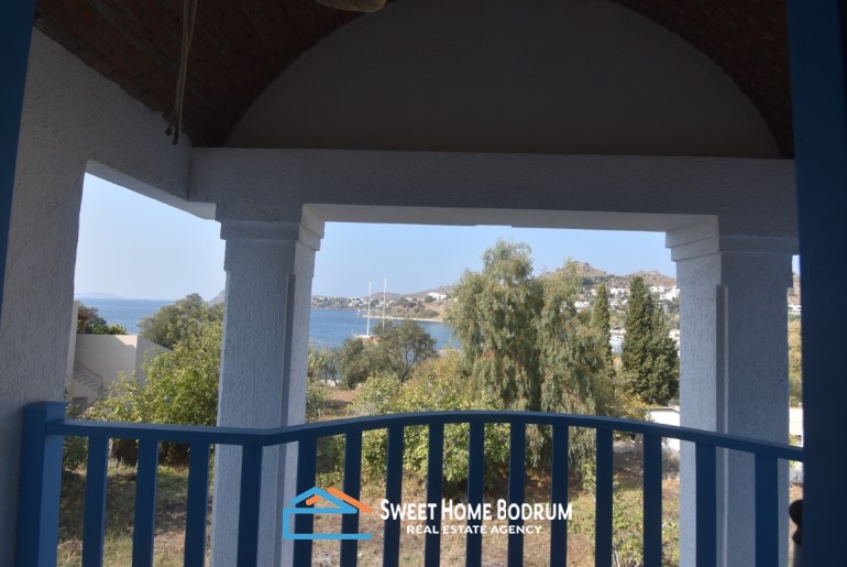 Bodrum, Yalıkavak satılık lüks villa, deniz manzaralı denize yakın