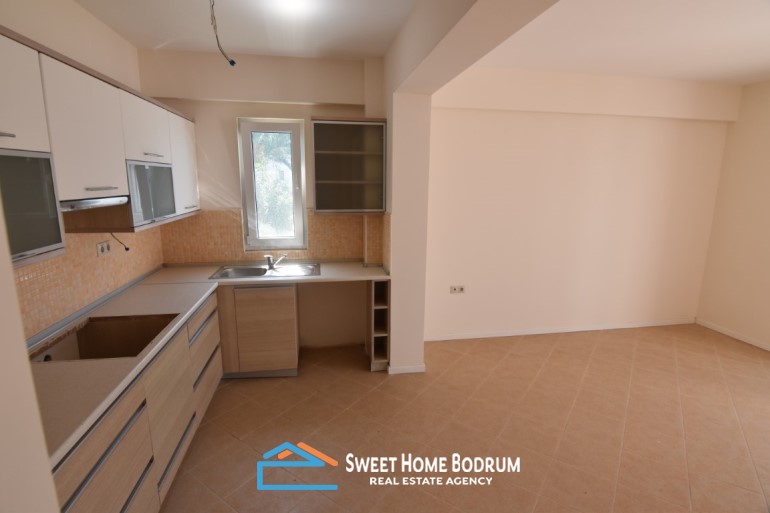 Bodrum Yalıkavak'ta Satılık Denize Sıfır Sitede 2+1 üst kat daire