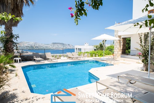 Bodrum Gündoğan'da Aylık Kiralık Özel Havuzlu Villa