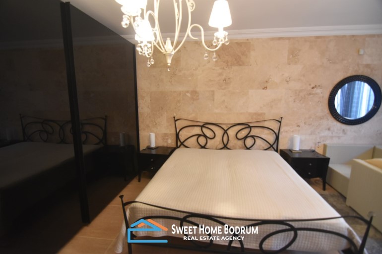 Yalıkavak'ta Denize Yakın Satılık 3+1 Tripleks Villa