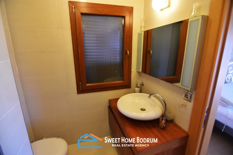Yalıkavak'ta Denize Yakın Satılık 3+1 Tripleks Villa