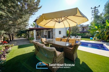 Bodrum Torba, Villa for Monthly Rent with private garden and swimming pool