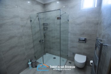 Yalıkavak'ta Deniz Manzaralı 4+1 Senelik Kiralık Villa