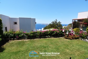 Bodrum, Yalıkavak 2 APARTMENTS TOGETHER for sale with sea view
