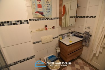 Bodrum Yalıkavak'ta Satılık Site İçinde Deniz Manzaralı 2+1 Daire