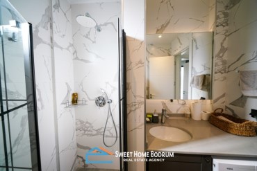 Gölköy'de Butik Site İçinde Satılık 2+1 Üst Kat Daire