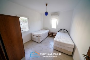 Bodrum Gümüşlük'te Satılık 2+1 Üst Kat Daire