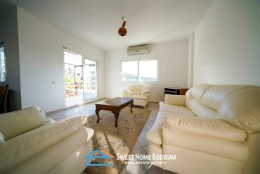 Bodrum Gümüşlük'te Satılık 2+1 Üst Kat Daire