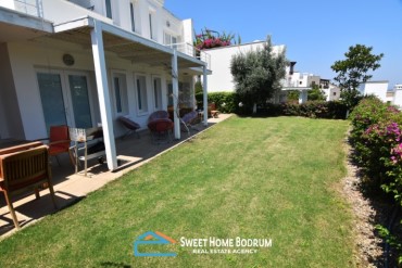 Gündoğan'da Güvenlikli Site İçinde Deniz Manzaralı Dubleks Villa 