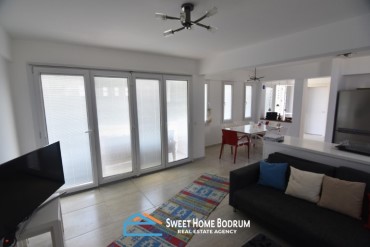 Gündoğan'da Güvenlikli Site İçinde Deniz Manzaralı Dubleks Villa 