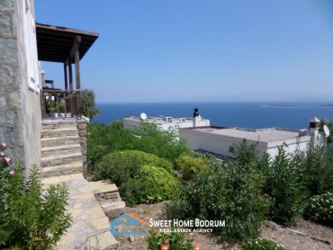 Gündoğan'da satılık 3+1 deniz manzaralı site içi müstakil villa