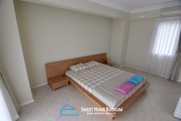 Yalıkavak'ta satılık 4+2 tripleks villa