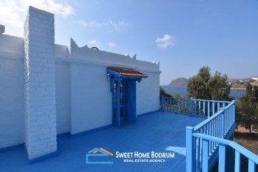 Bodrum, Yalıkavak satılık lüks villa, deniz manzaralı denize yakın