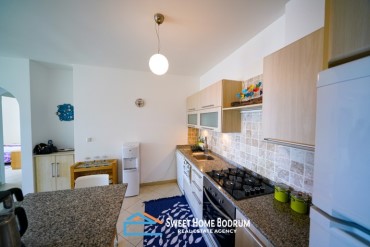 Bodrum Yalıkavak'ta Satılık Bahçe Katı Deniz Manzaralı 2+1 Daire