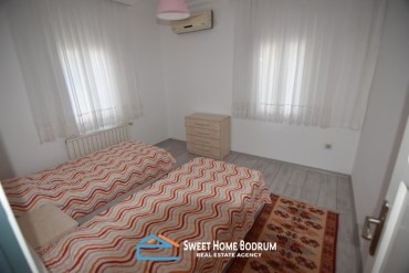 Yalıkavak merkezde, Marina'ya yürüme mesafesinde, müstakil kiralık tek kat