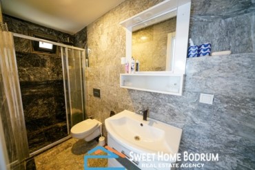 Bodrum Gümüşlük Koyunbaba'da Site İçinde Satılık 2+1 Dubleks