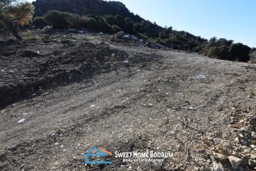 Yalıkavak Gökçebel'de satılık deniz manzaralı arsa