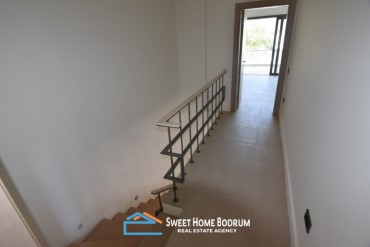Marina'ya yürüme mesafesinde satılık 2+1 dubleks