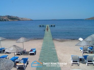 Yalıkavak'ta site içinde satılık villa