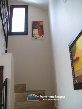 Yalıkavak'ta site içinde satılık villa