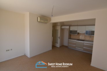 Bodrum Yalıkavak'ta Satılık Denize Sıfır Sitede 2+1 üst kat daire