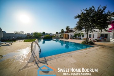 Bodrum Gümüşlük, Site İçinde Satılık 3+1 Villa